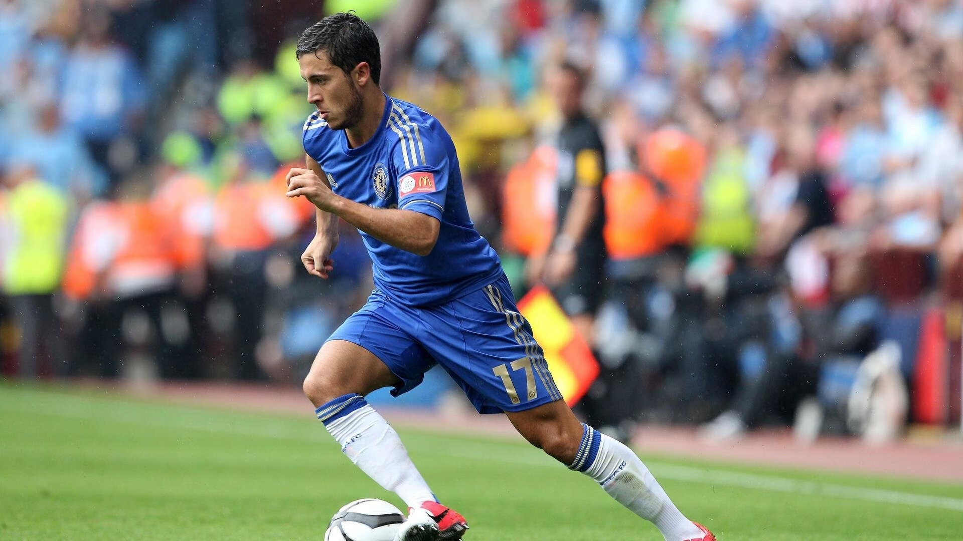 牙买加对阵拜仁，当加勒比海风席卷安联球场，姆巴佩的火焰为何而燃？