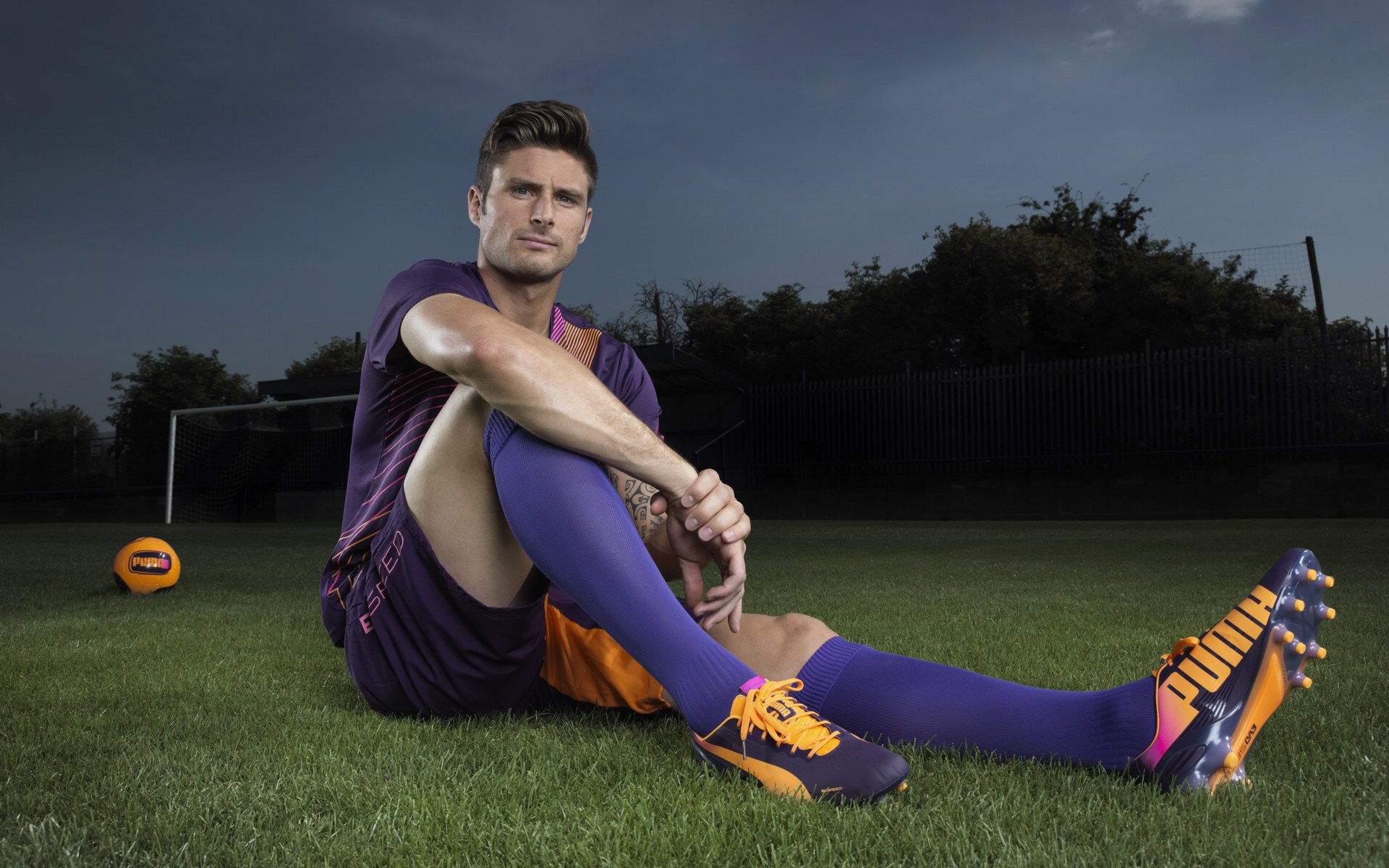 拉什福德攻防统治，莱比锡红牛墨西哥式铁血击碎质疑