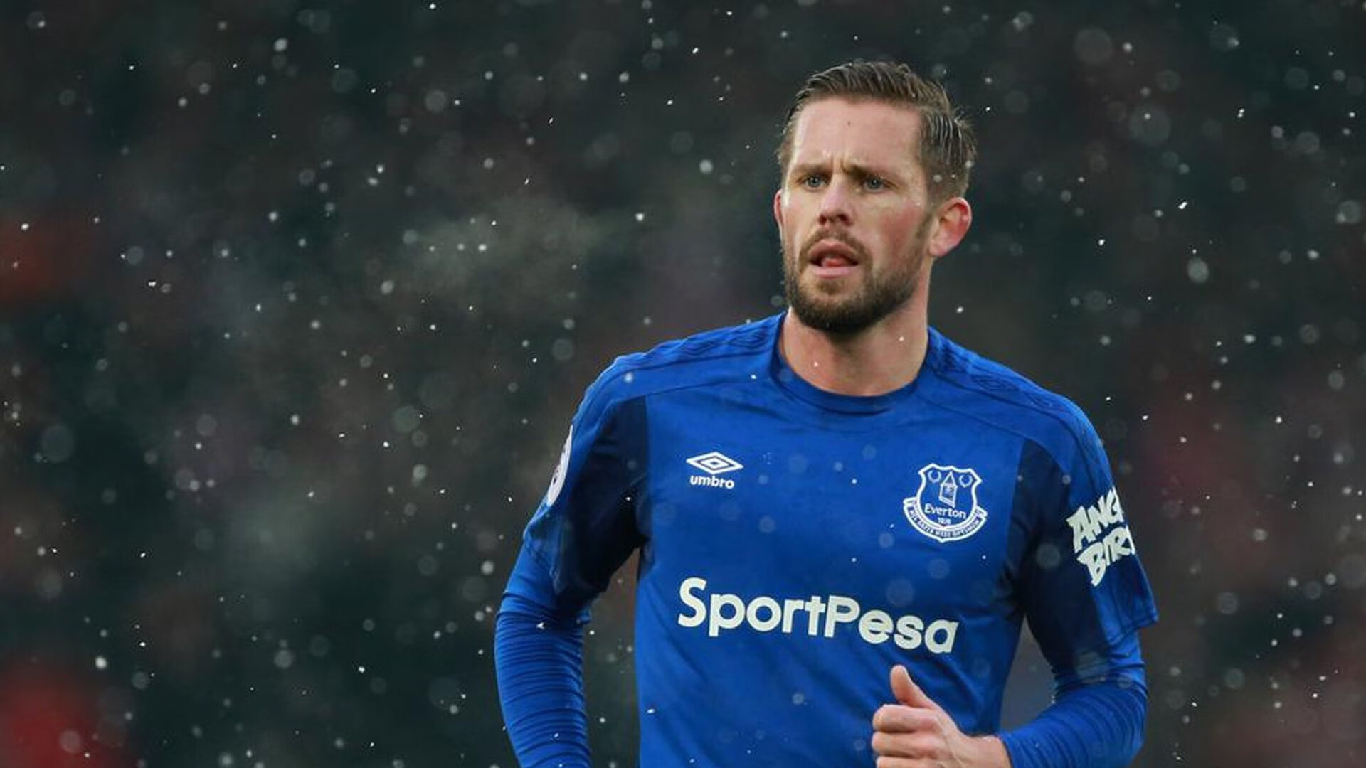 快船粉碎尼克斯，小贾伦·杰克逊如何从隐形人蜕变为关键先生